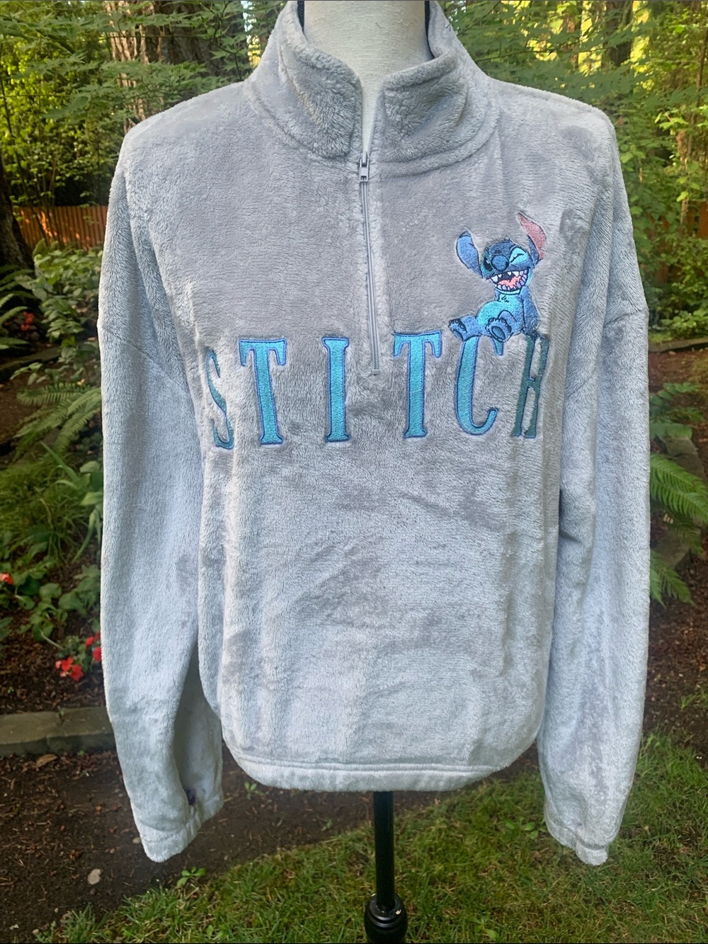 Stitch Embroidered Gray Fleece Pullover NWOT